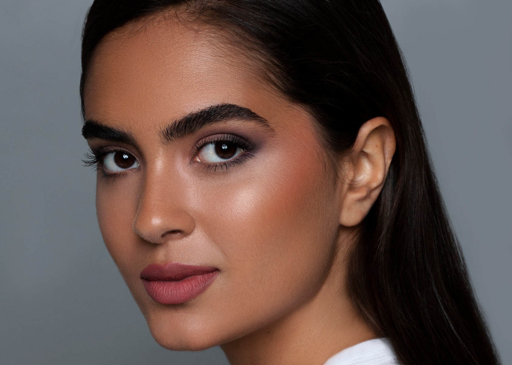 Makeup for small eyes