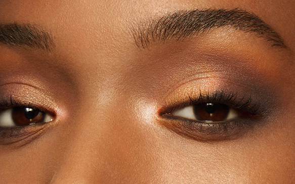 How To Apply Your Eyebrow Pencil For The Very Best Results