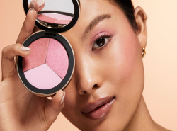 Why A Blush Palette Is the Perfect Christmas Gift for The Make-Up Lover in Your Life